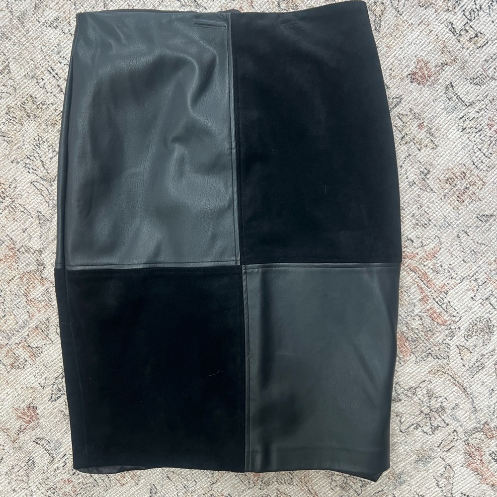 Black Women's Pencil Skirt
